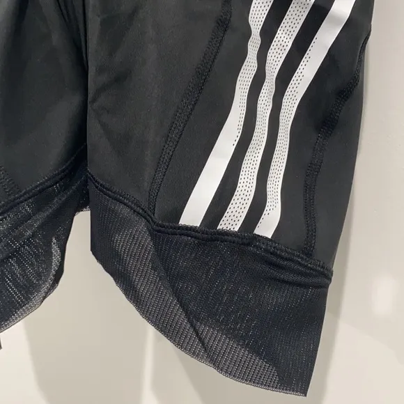 adidas women’s THE CYCLING SHORT Size Small
