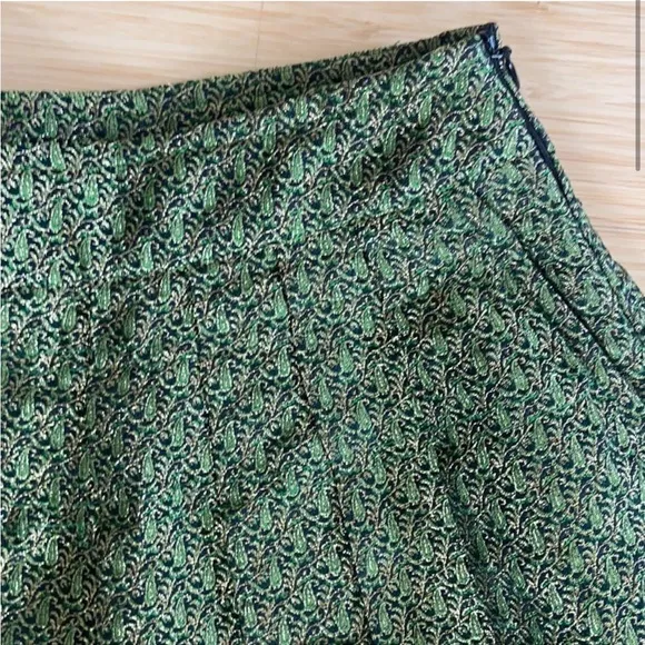 Adolfo Dominguez Mini Skirt Metallic Jacquard Green Gold Pleated FR38 US sz Med