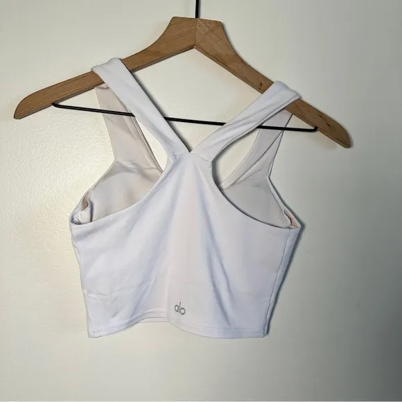 Alo Yoga Airbrush Real Bra Tank in white