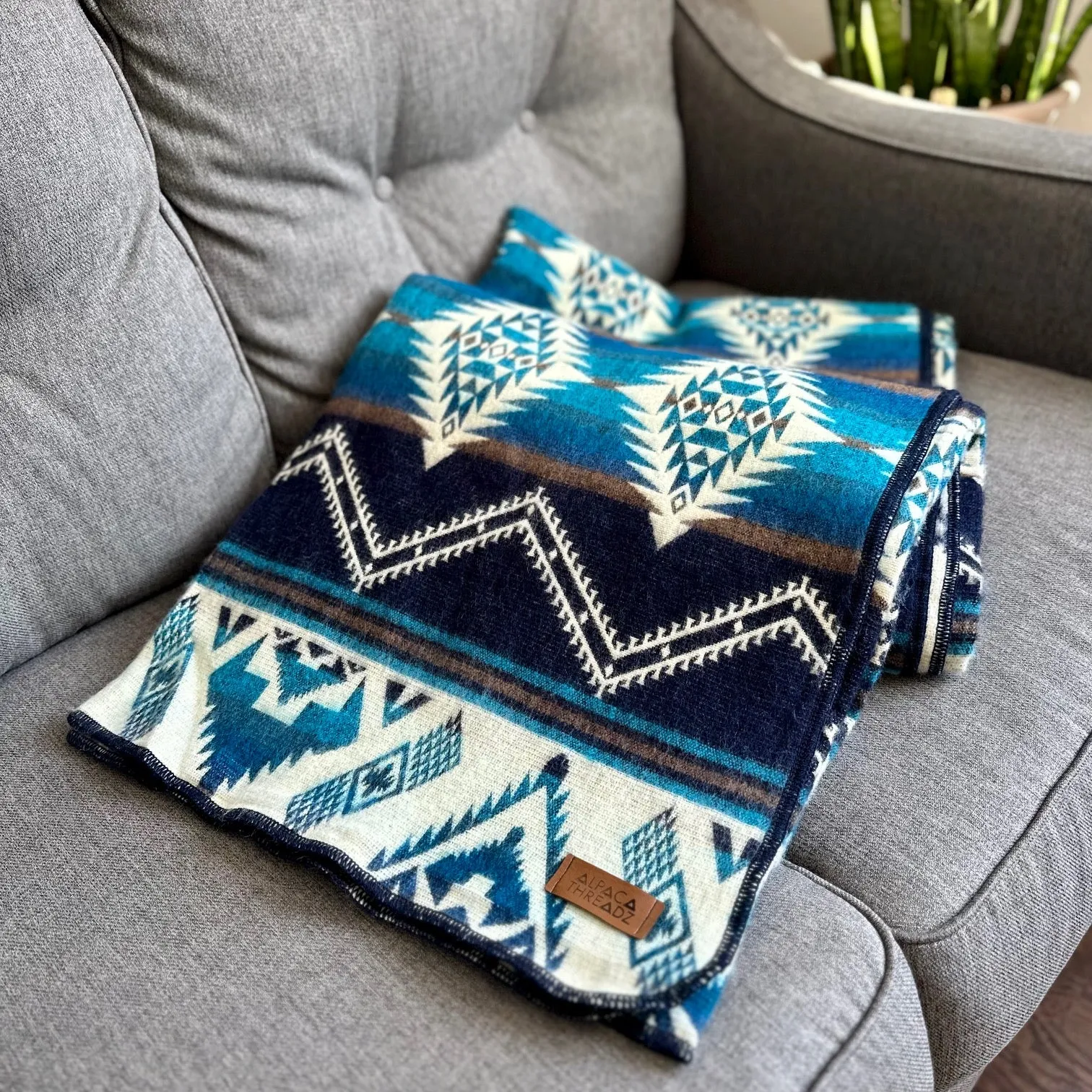 Andean Alpaca Wool Blanket - Cobalt Blue