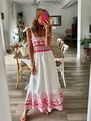 Bohemian Maxi Dress with Geometric Print and Elastic Bodice