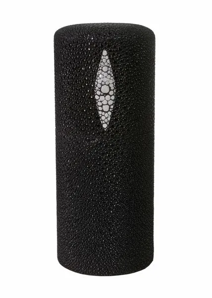 Brizard and Co. The Cylinder Desk Humidor - Stingray