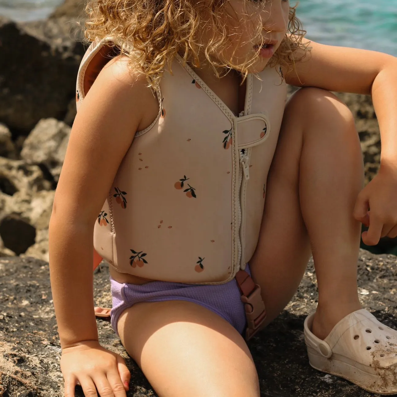 Dove Peach Print Neoprene Swim Vest (Seashell)