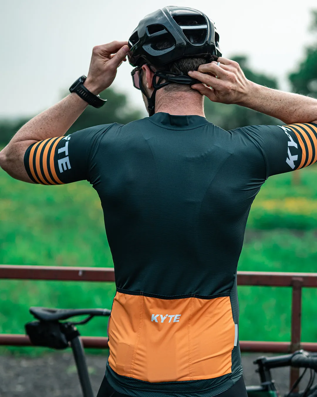 KYTE Race Short Sleeve Jersey - Green / Orange
