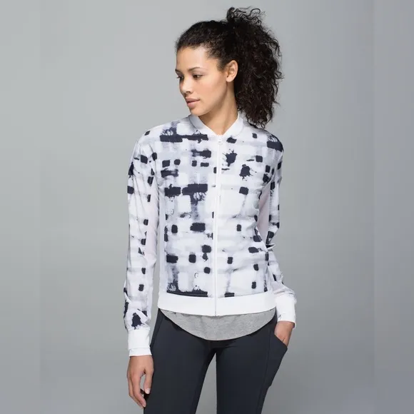 Lululemon | Noir Jacket II