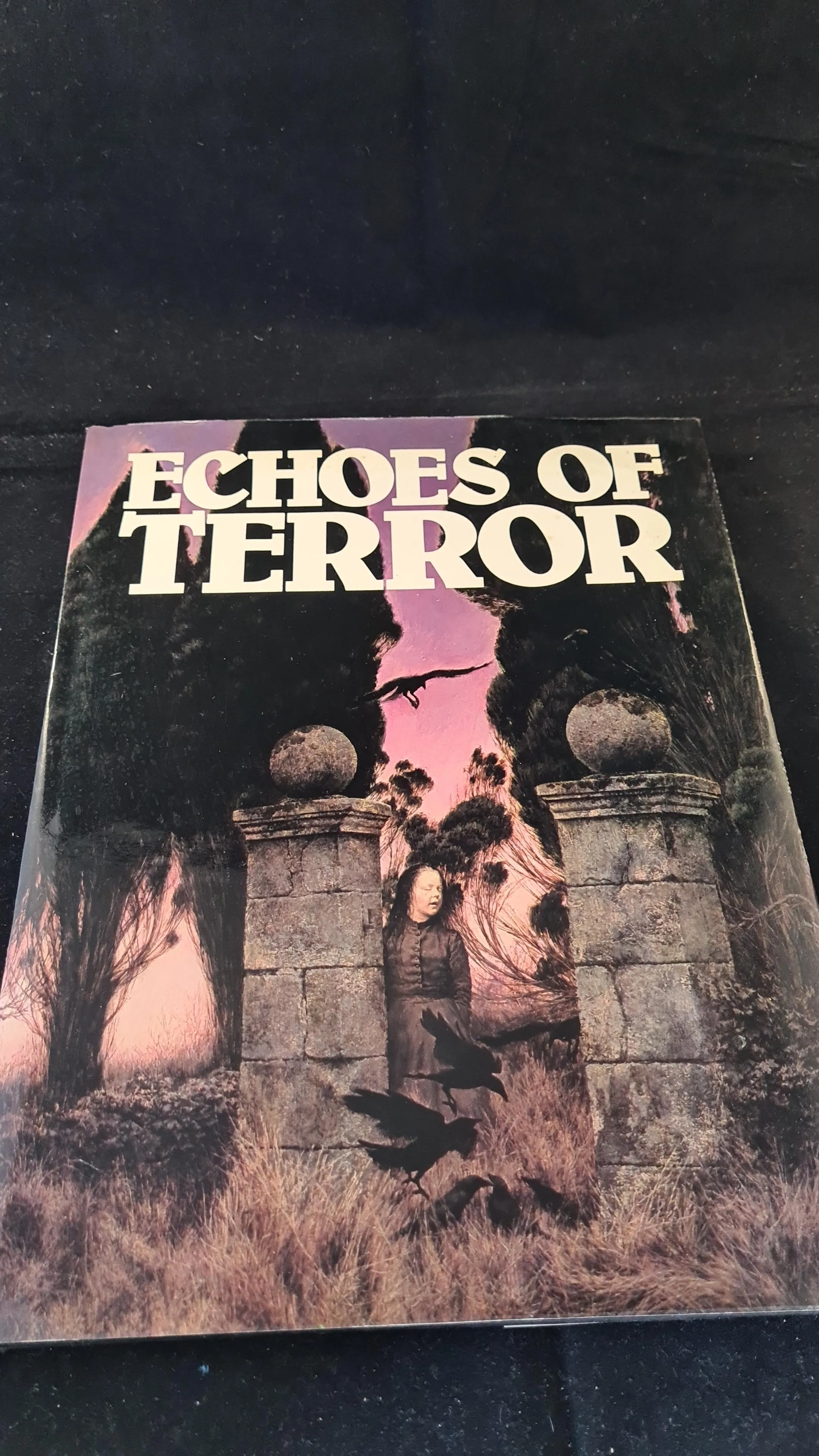 Mike Jarvis & John Spencer - Echoes of Terror, Hamlyn, 1980