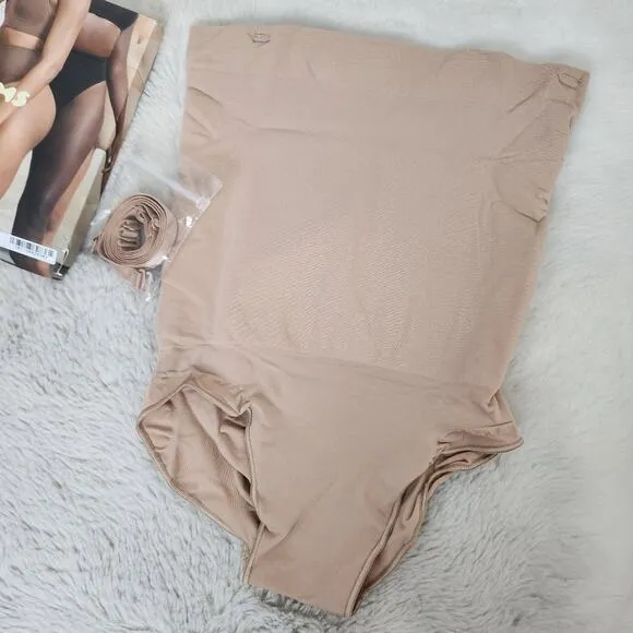 NEW Skims Core Control High Waist Brief in Mica Neutral Cream
