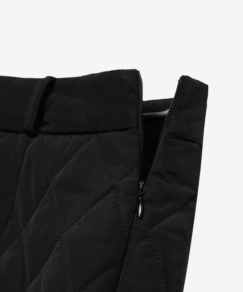 OBER Golf Diamond Quilting Padded Shorts - Black