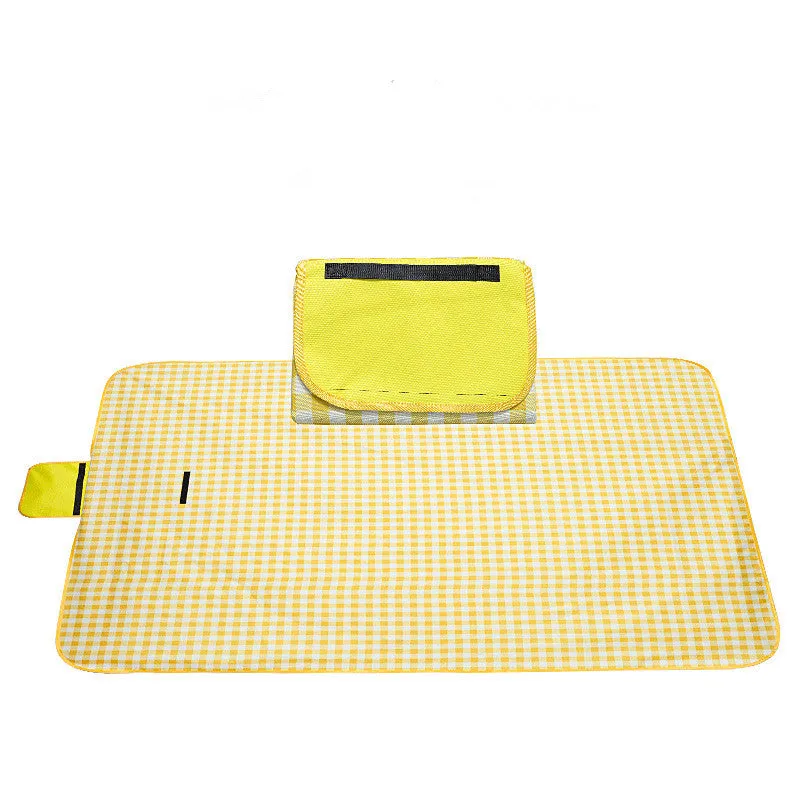 Outdoor picnic mat water resistant portable moisture-proof mat outdoor ground mat Oxford cloth picnic mat camping supplies beach blanket