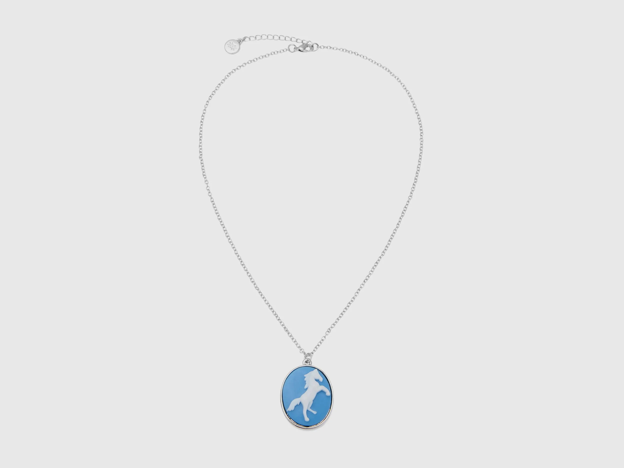 Patterned Clasp Necklace