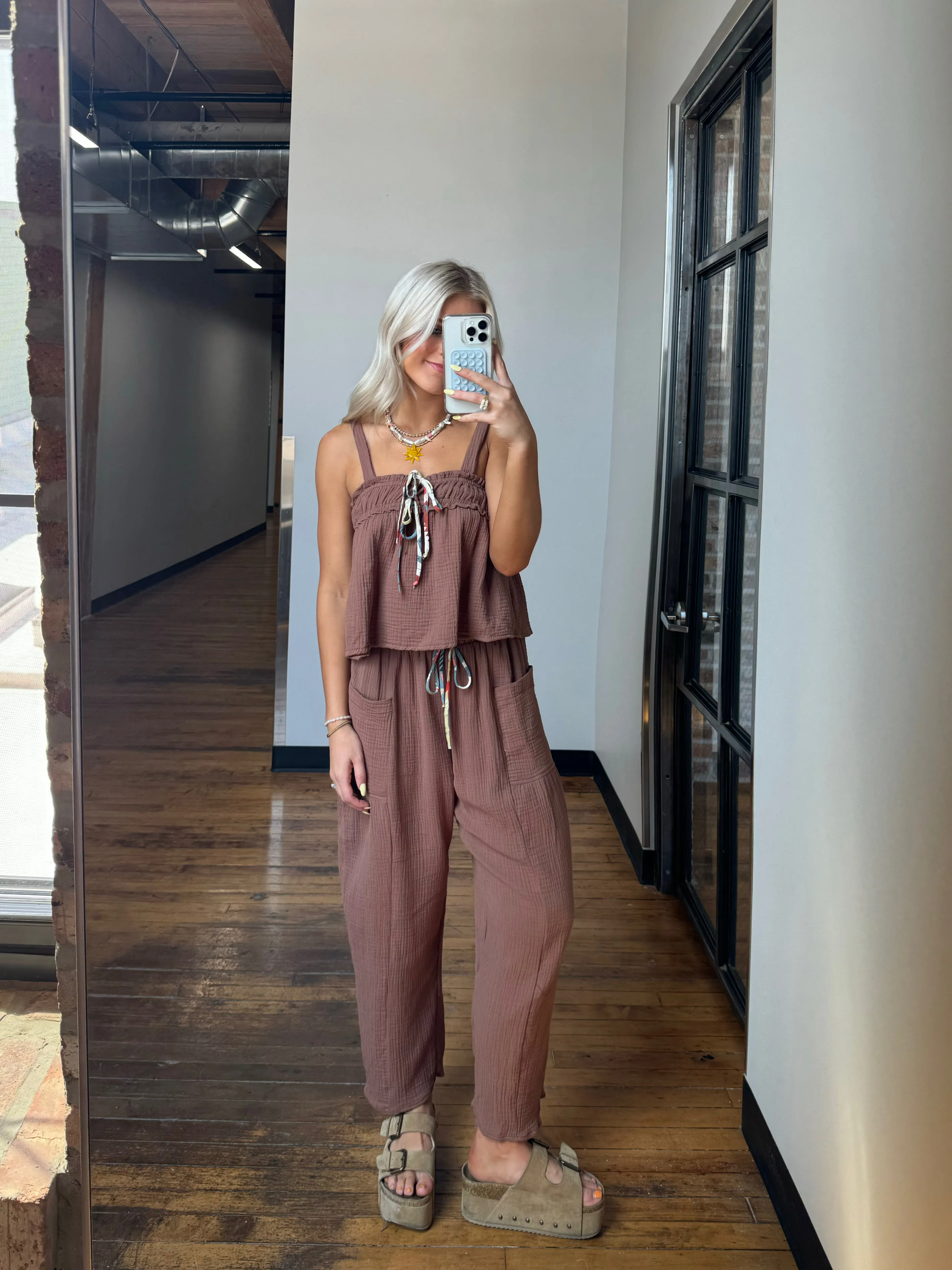 Picnic Princess Top// Brown
