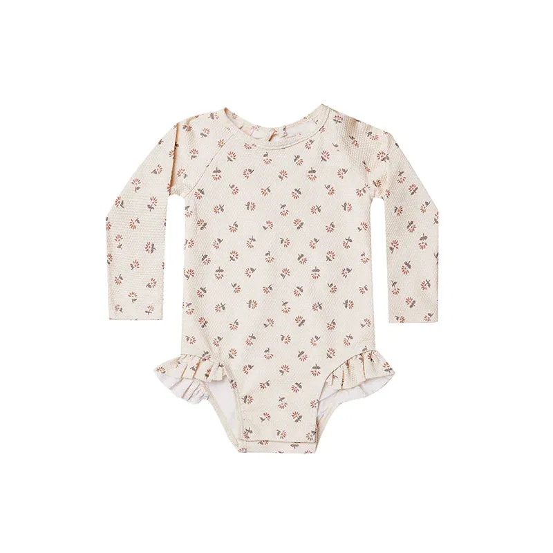 Quincy Mae - Girls Keyhole Rashguard - Ivory Daisies