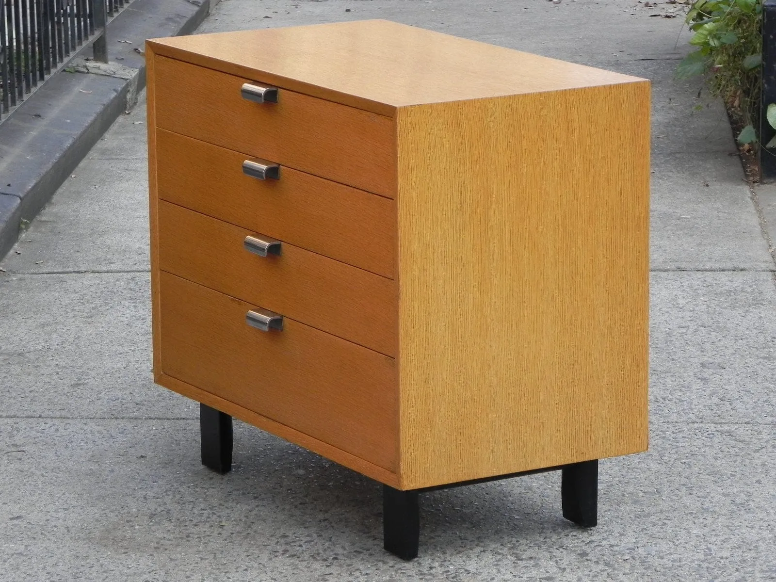 Restored George Nelson Herman Miller Compact Dresser in Combed Oak, Primavera Line