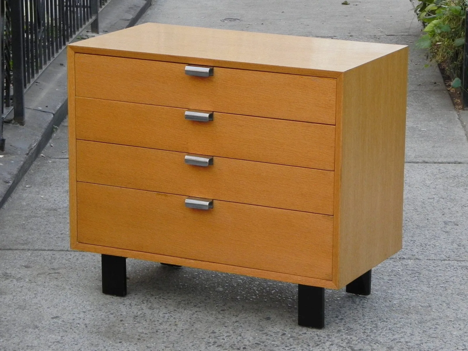 Restored George Nelson Herman Miller Compact Dresser in Combed Oak, Primavera Line