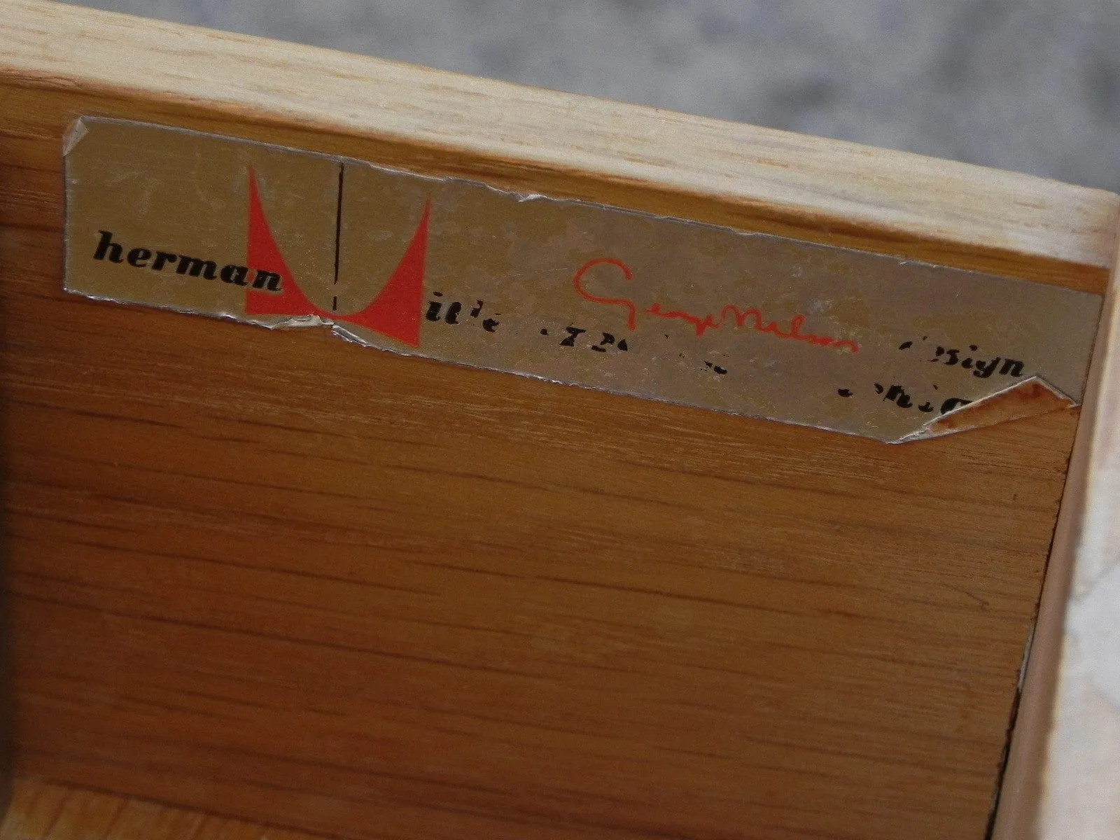 Restored George Nelson Herman Miller Compact Dresser in Combed Oak, Primavera Line