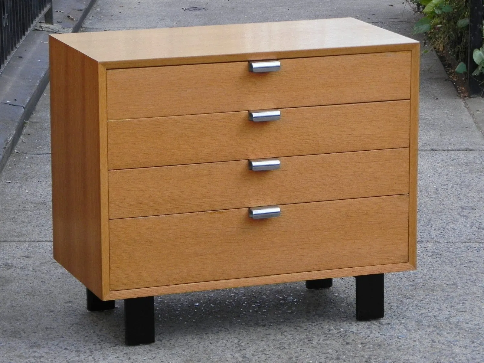 Restored George Nelson Herman Miller Compact Dresser in Combed Oak, Primavera Line