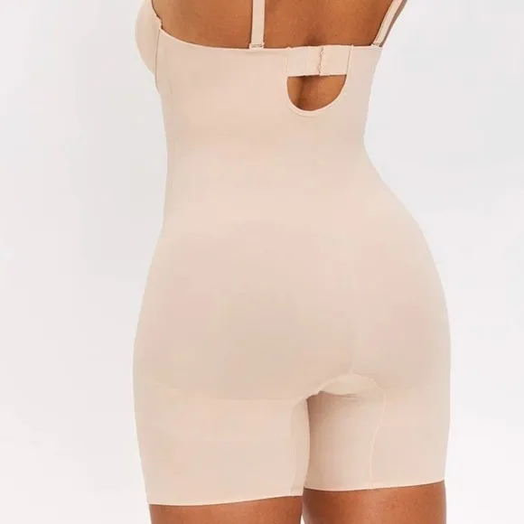 She’s Waisted NWT Push Up Bra &amp; Bodysuit Shorts size XXL