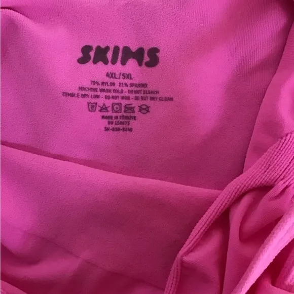 SKIMS Seamless Sculpt Brief Bodysuit | Neon Pink | Size 4XL/5XL
