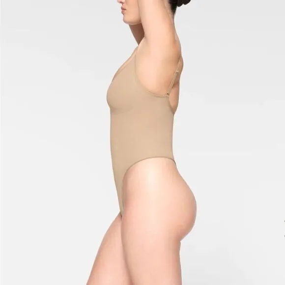 SKIMS Seamless Sculpt Shaping Seamless Thong Bodysuit In Clay Nude 4XL
