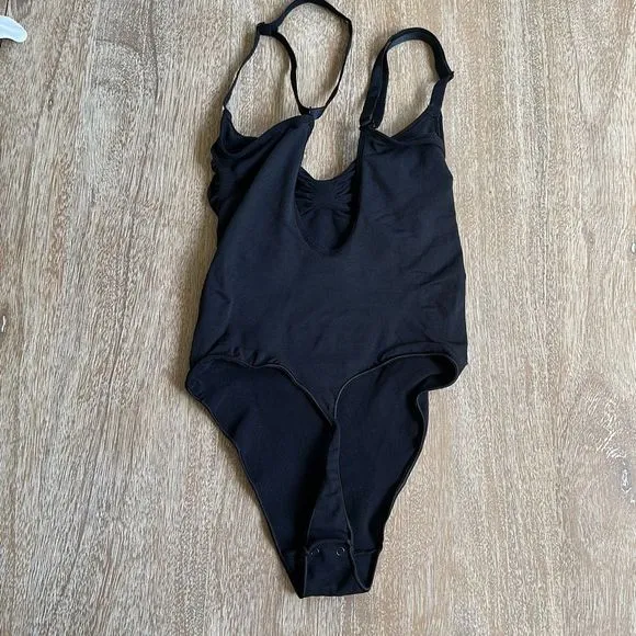 SKIMS Seamless Sculpt Thong Bodysuit Onyx Size L NO BOX