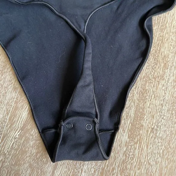 SKIMS Seamless Sculpt Thong Bodysuit Onyx Size L NO BOX