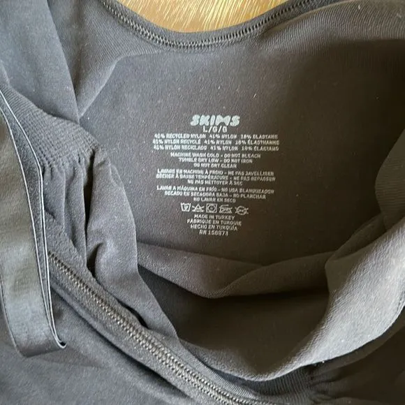 SKIMS Seamless Sculpt Thong Bodysuit Onyx Size L NO BOX