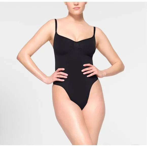 SKIMS Seamless Sculpt Thong Bodysuit Onyx Size L NO BOX