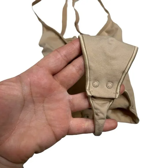 Skims Viral Seamless Sculpt Thong Shaping Bodysuit Mica Nude Women’s Size XXS