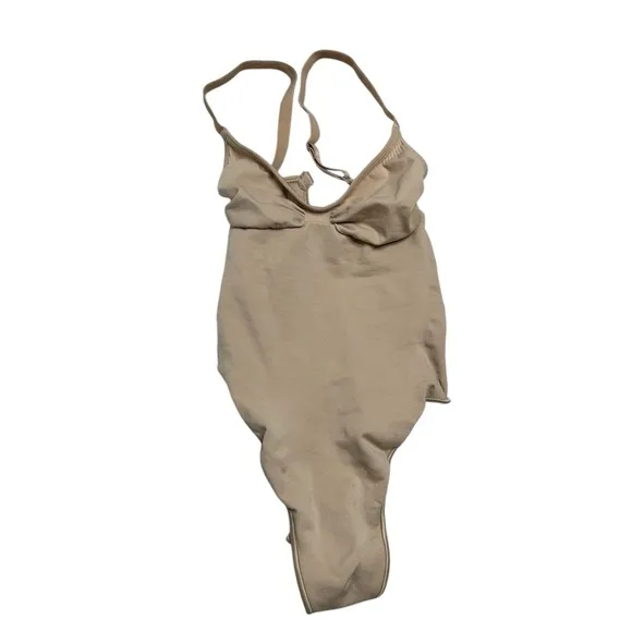 Skims Viral Seamless Sculpt Thong Shaping Bodysuit Mica Nude Women’s Size XXS