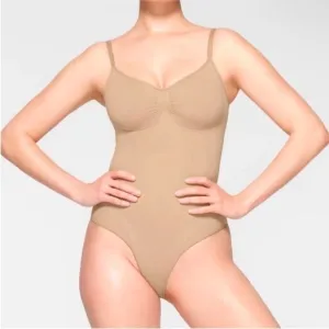 Skims shapewear bodysuit seamless sculpt brief bodysuit Sand Small NWT $70