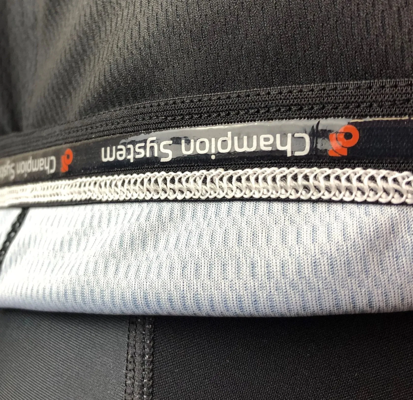 TECH  JERSEY (langarm)