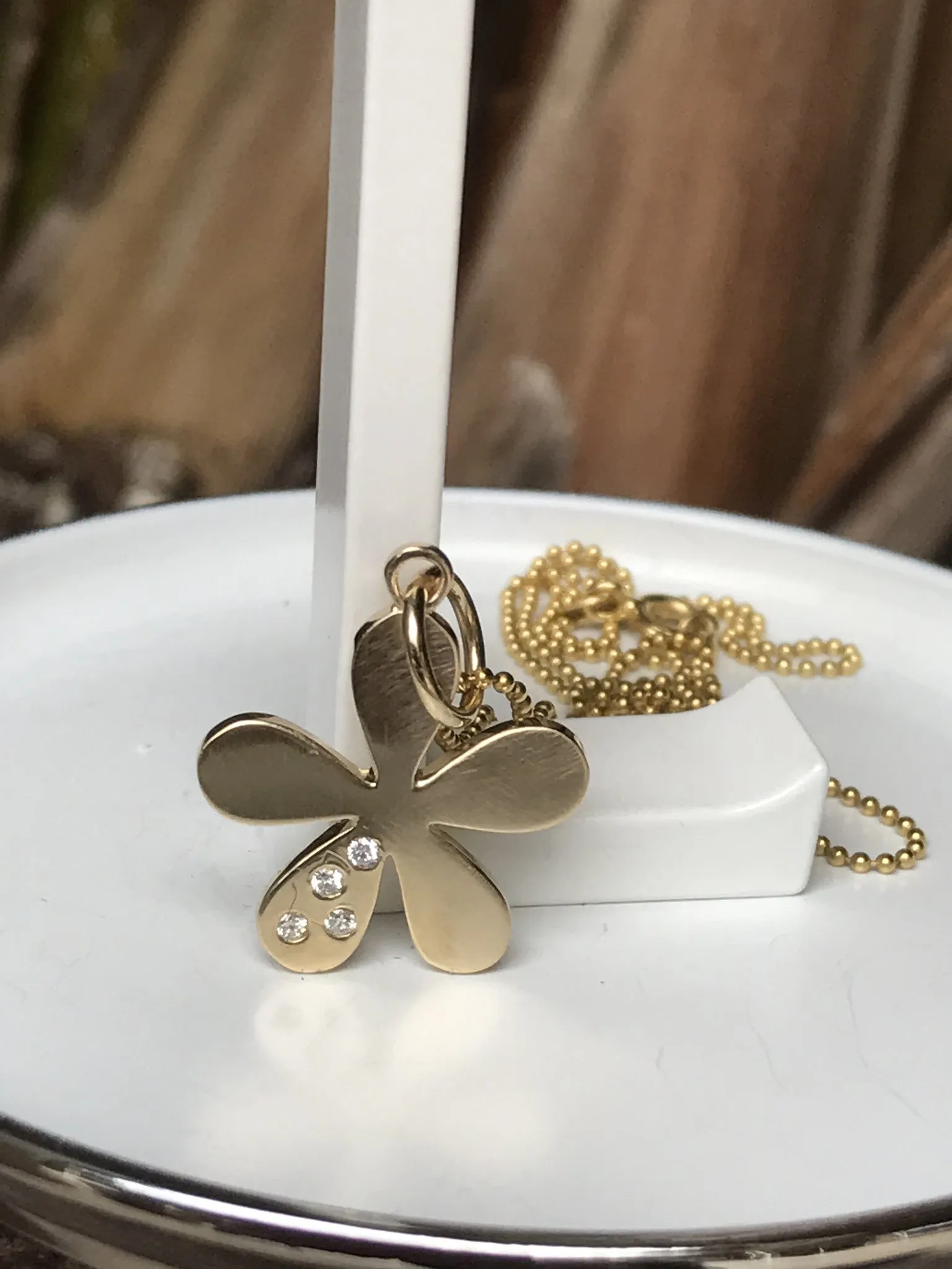 The Willow with Diamond Leaf Pendant