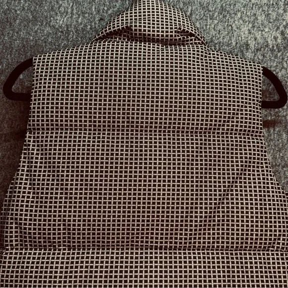 Theory Black and White Patterned Down Vest SM