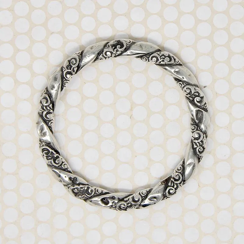 Twisted Foliate Patterned Antique Silver Bangle