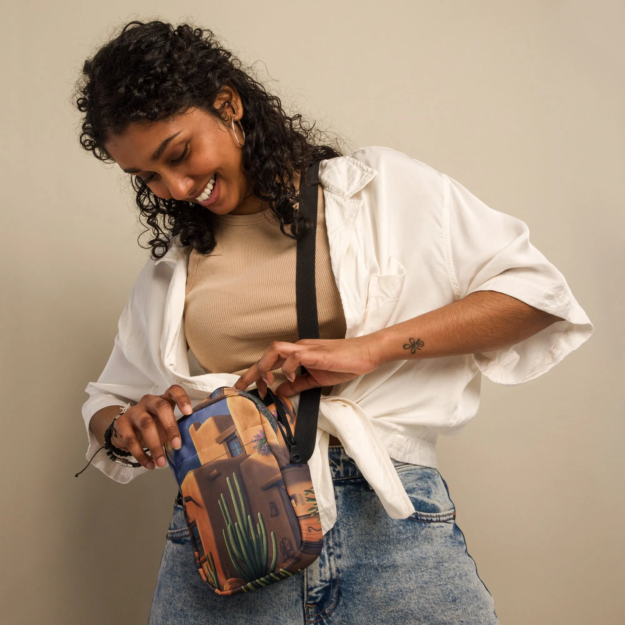 Utility crossbody bag