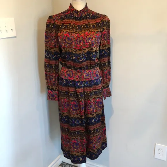 Vintage 100% silk patterned skirt and blouse