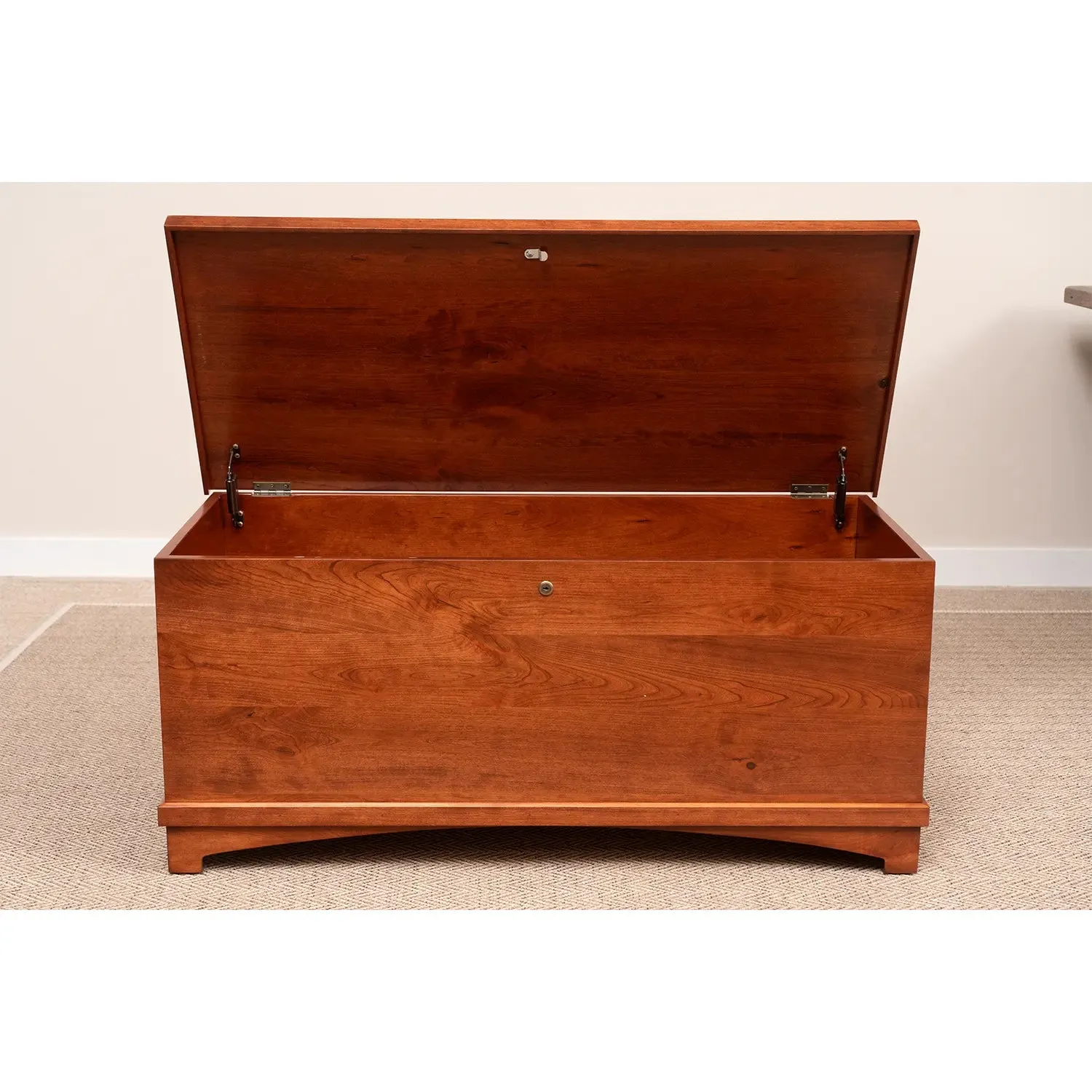 Whitley Rustic Cherry Hope Chest