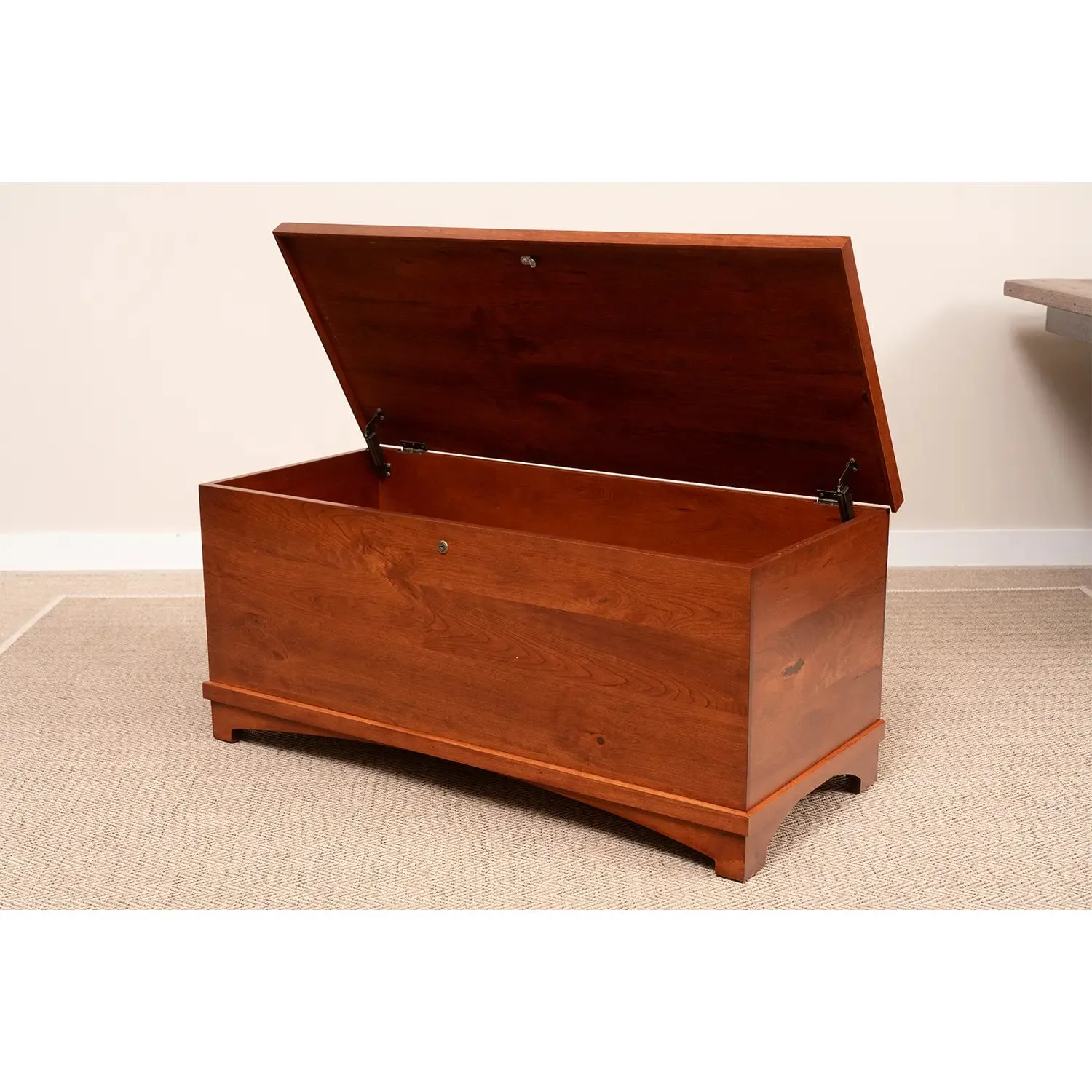 Whitley Rustic Cherry Hope Chest