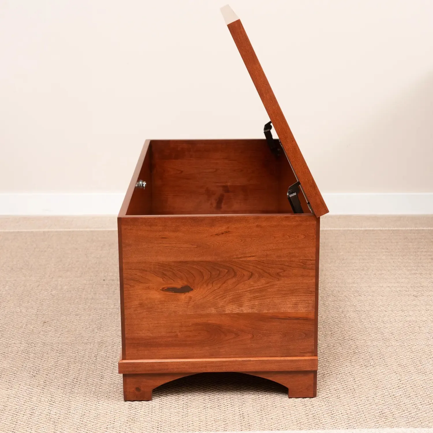 Whitley Rustic Cherry Hope Chest