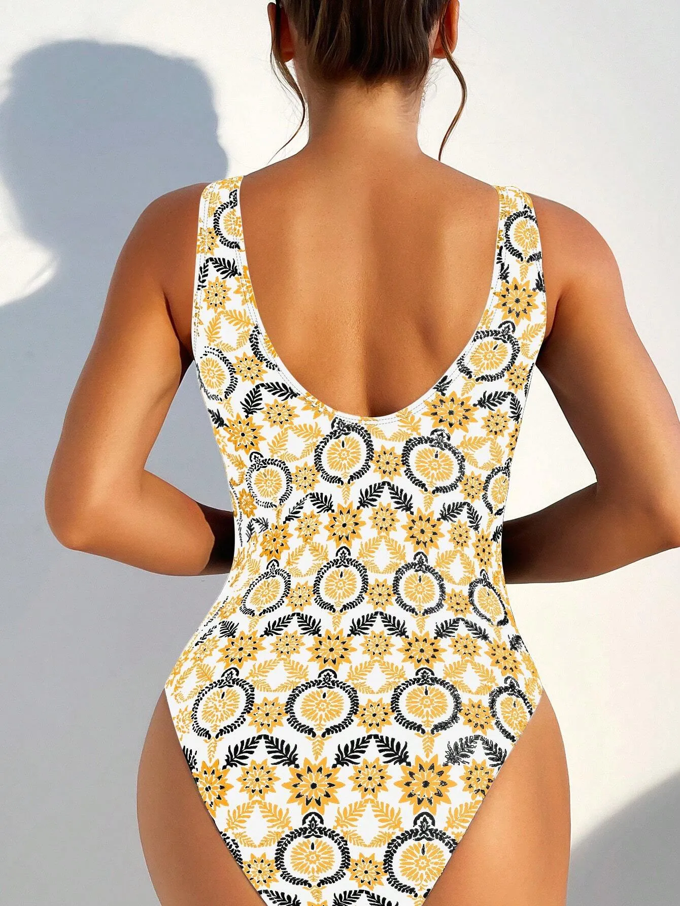 Women’s Holiday Beach Patterned One-Piece Swimsuit
