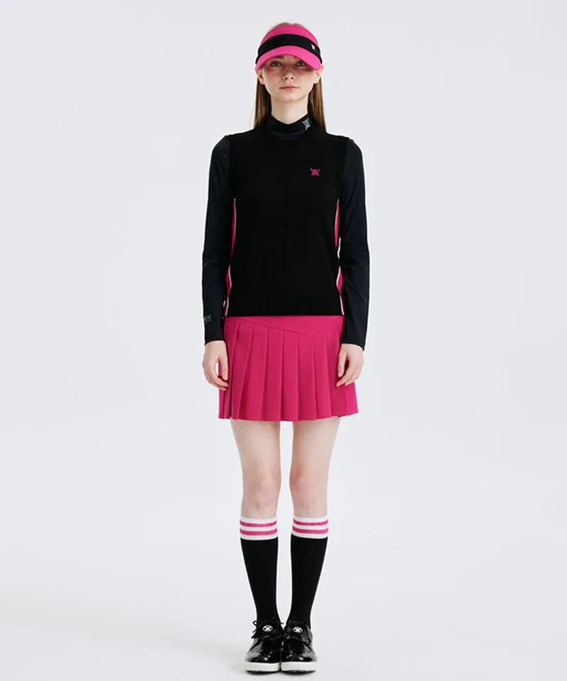 Women's Two Line Points Knee Socks - Black